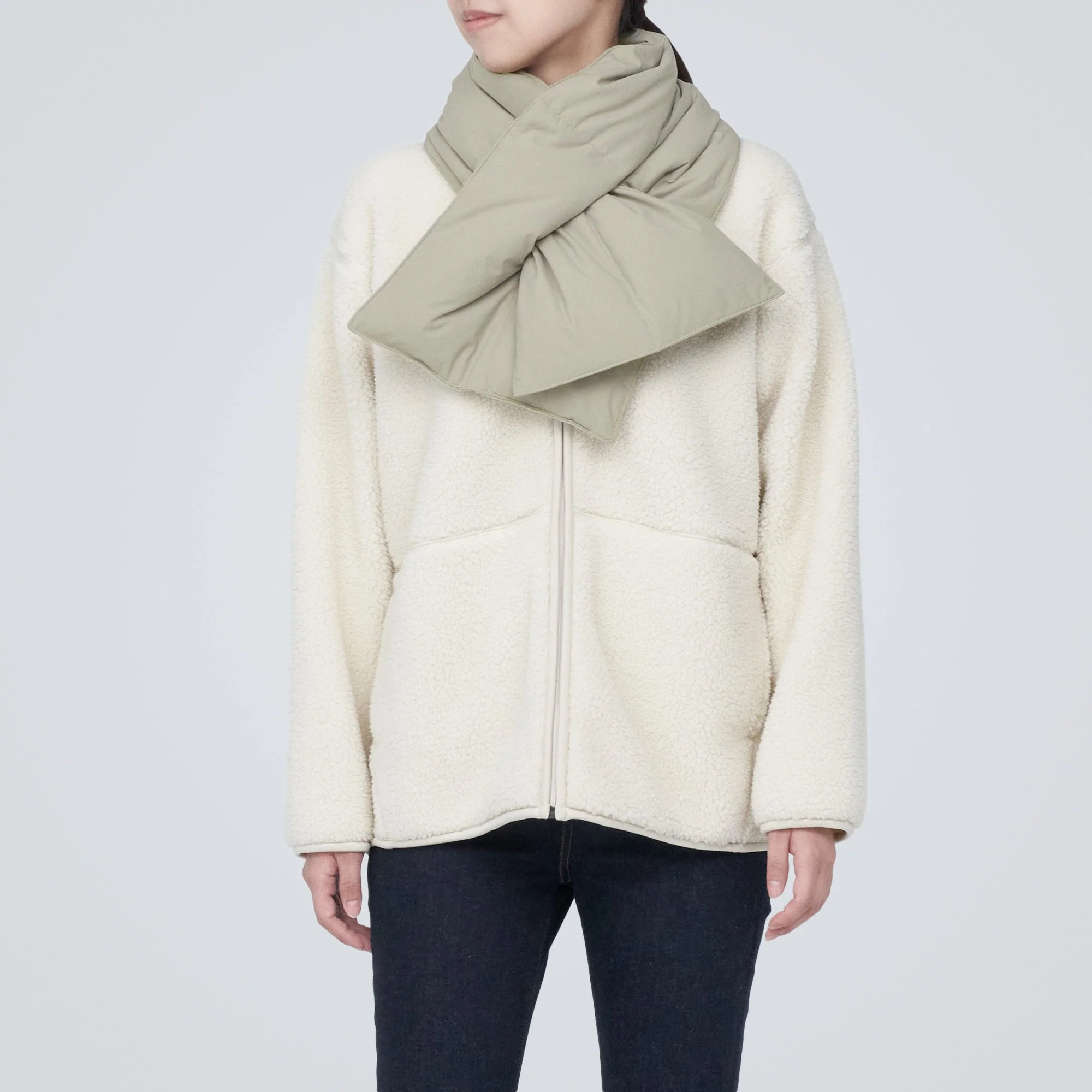 Water Repellent Pocketable Down Stole