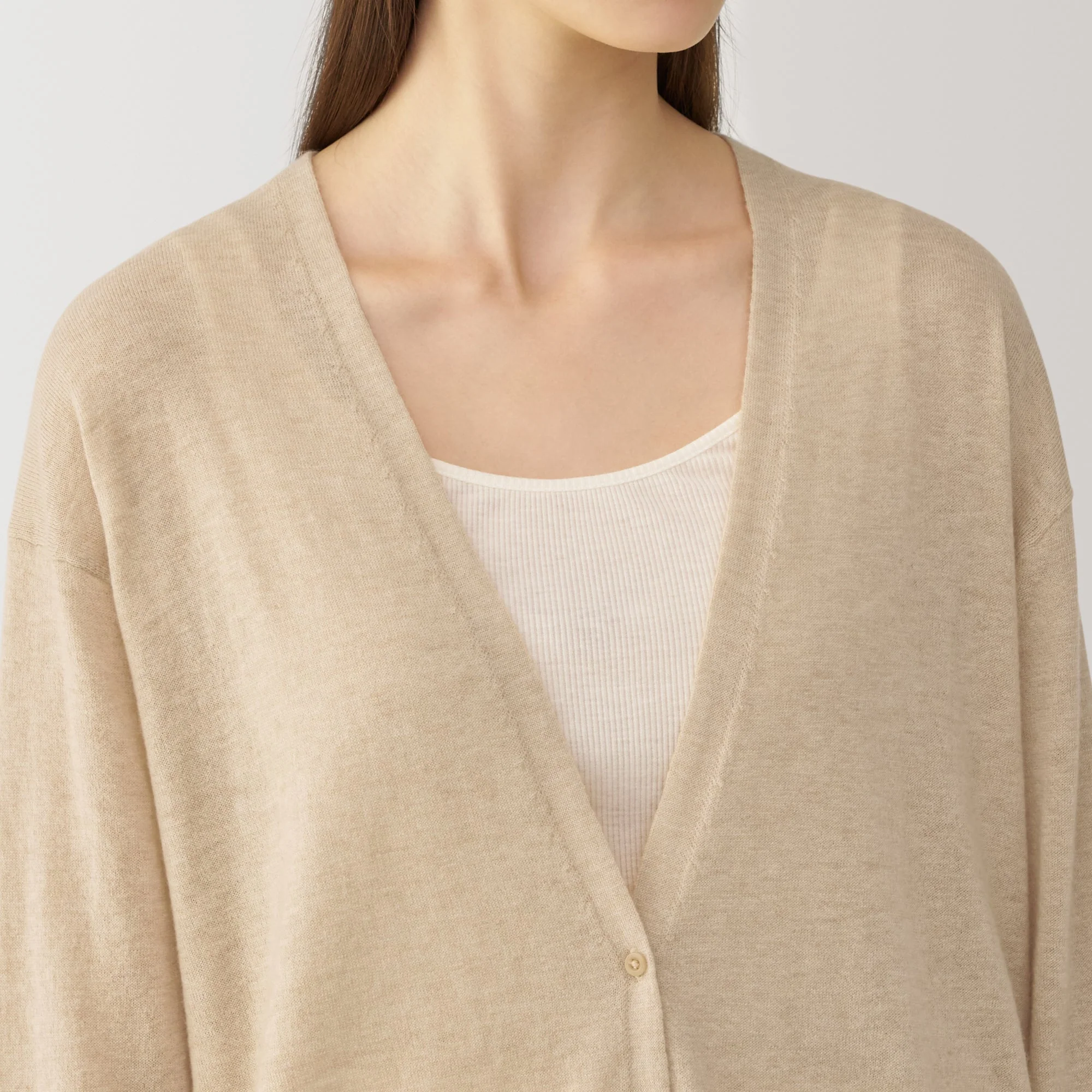 Labo Women's Natural Cashmere V Neck Cardigan - Image 14