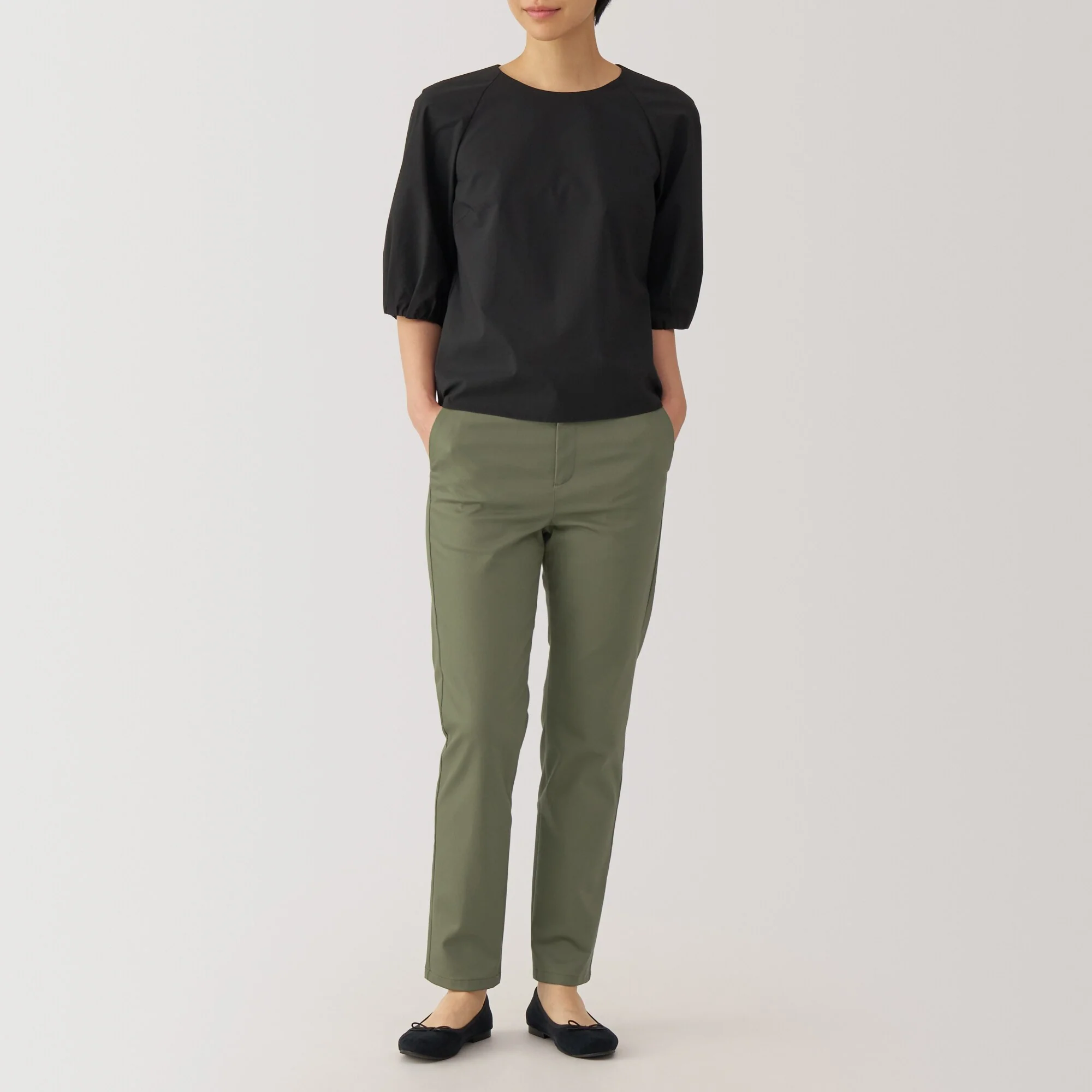 Women's Stretch Chino Slim Tapered Pants