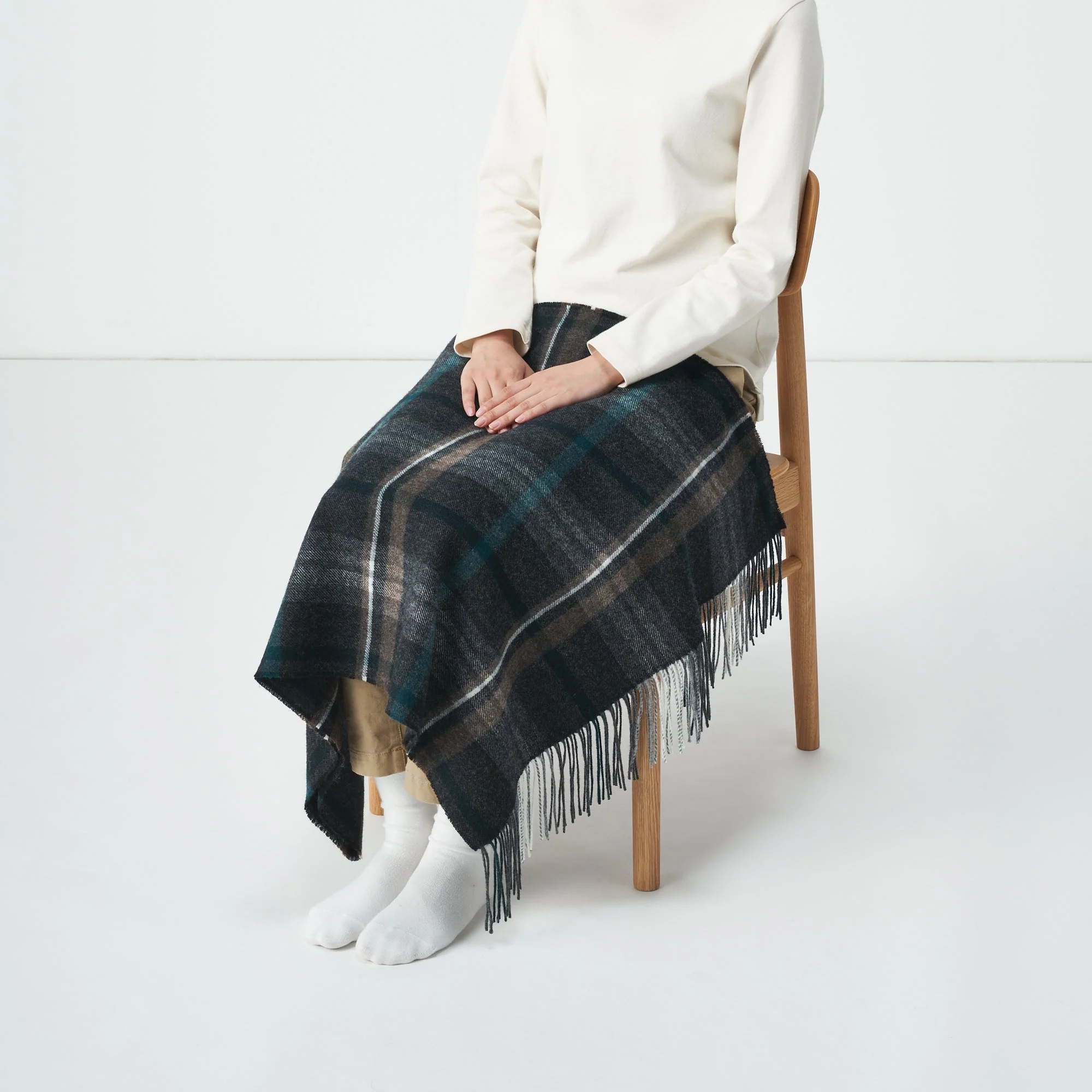 Wool 2-way Patterned Large Stole - Image 35