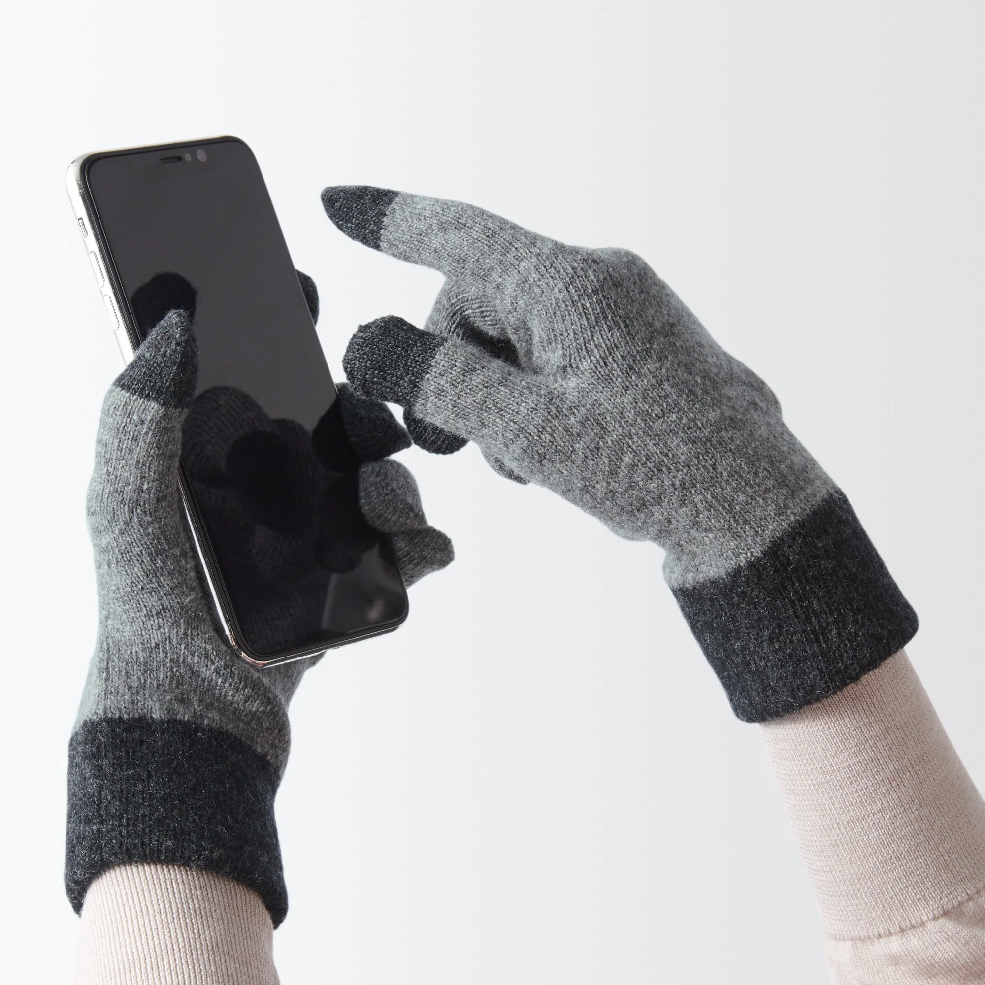 Wool Blend Touchscreen Bicolor Gloves - Image 14