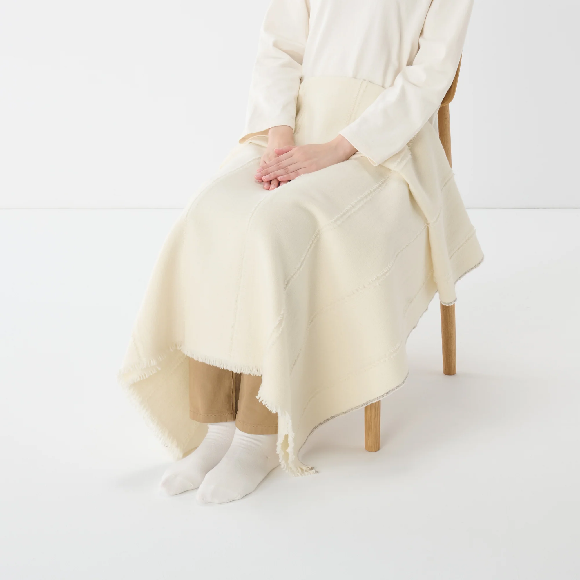 Wool Throw - Image 3