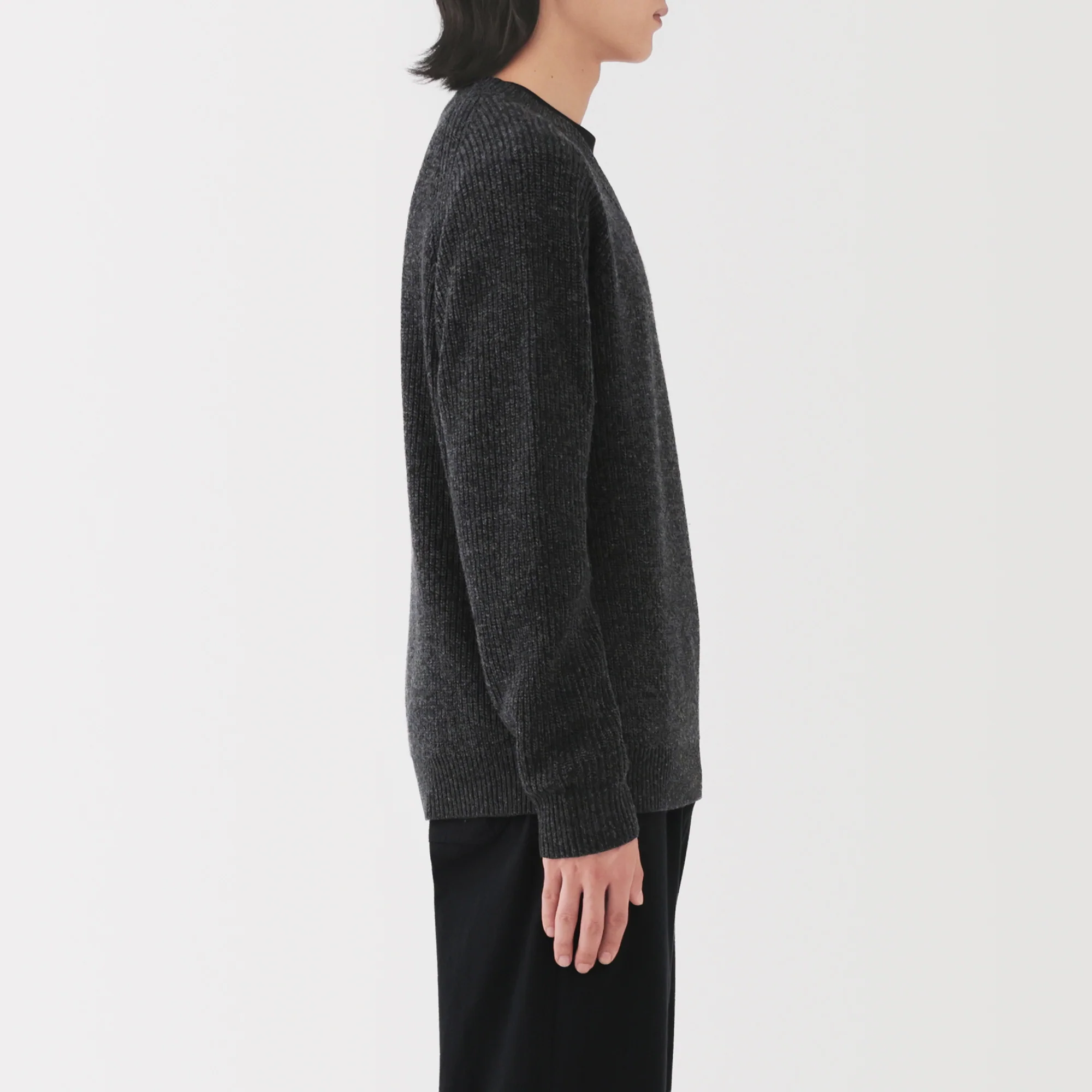 Wool V-Neck Sweater - Image 19