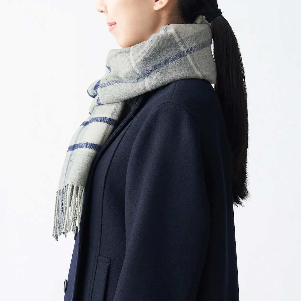 Woven Wool Scarf 30 x 180 cm - Image 31